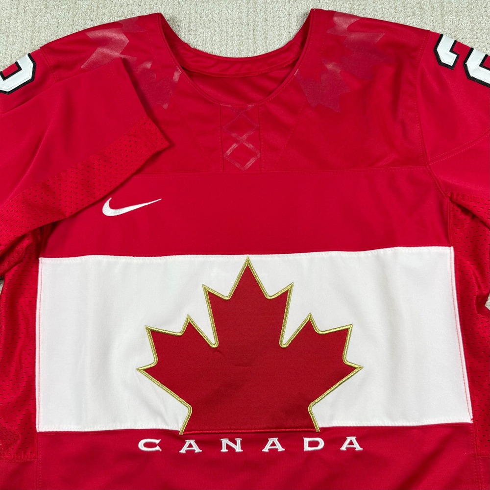 Nike Mens Medium Team Canada Duncan Keith #2 Red Olympic Hockey Jersey